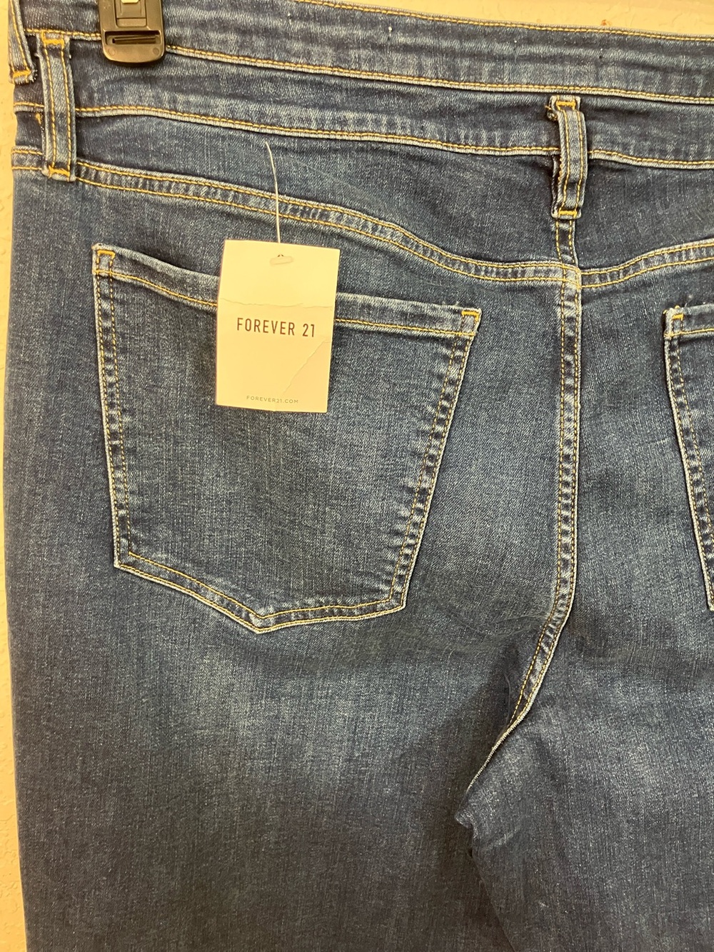 Forever 21 NWT Bootcut Jeans in Dark Blue - Picture 5 of 12